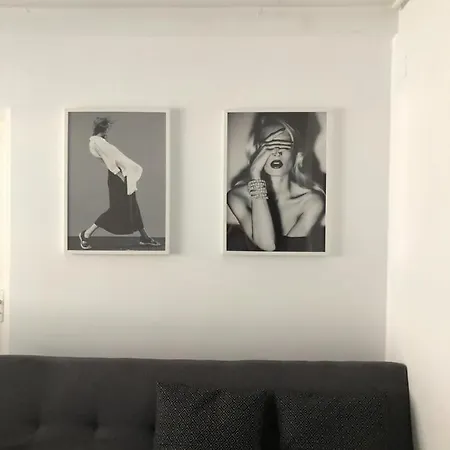 Apartment Staycity Modern Bucharest