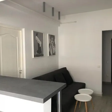 Staycity Modern *